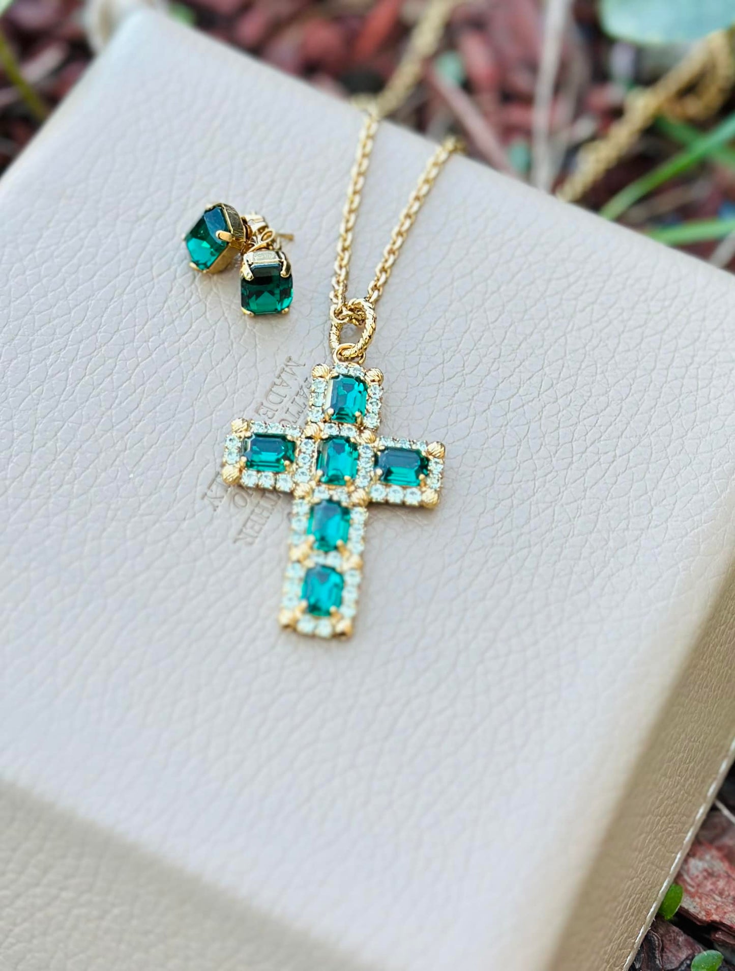 MonnaLuna Green Cross Set