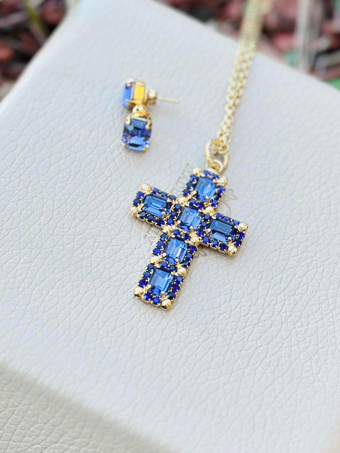 MonnaLuna Blue Cross Set