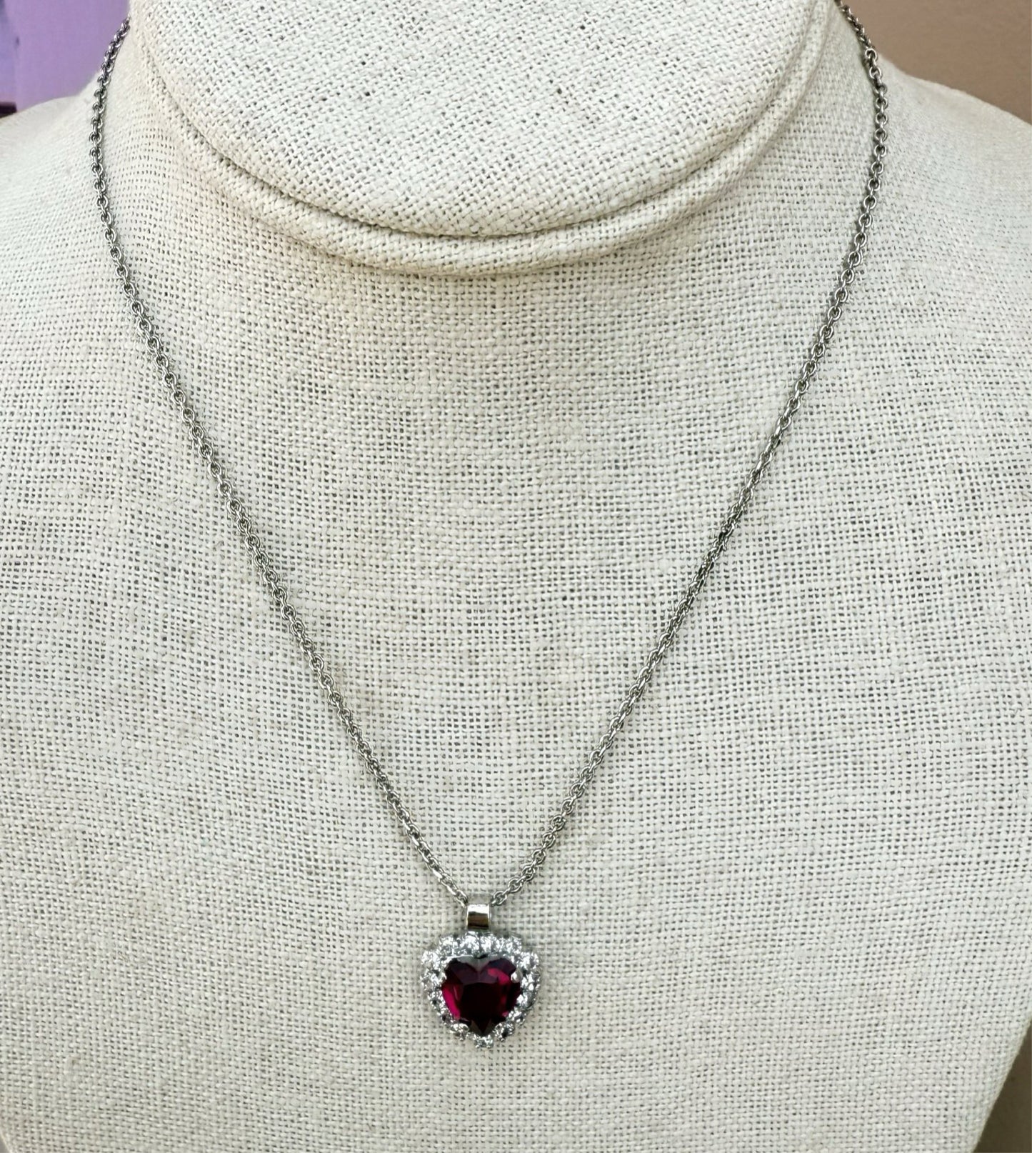 Mariana Heart Necklace on Rhodium