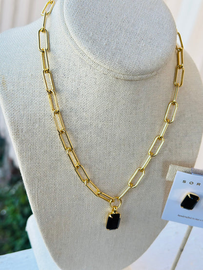 Paperclip chain set jet $115
